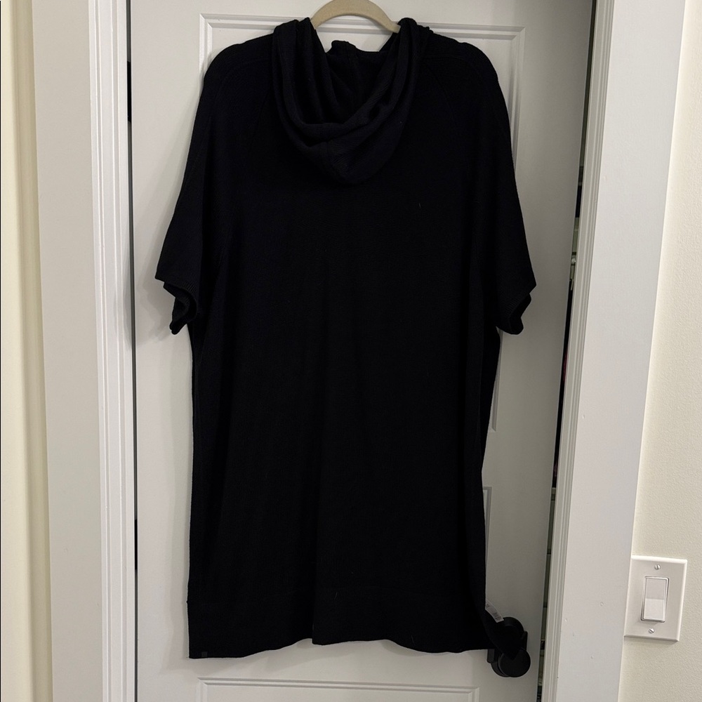 Lululemon Athletica Black Knit Hooded Top
